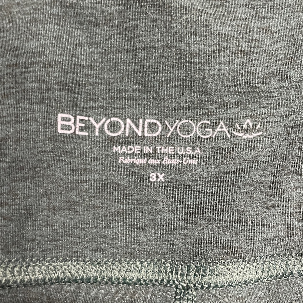 Beyond yoga heathered green work out leggings 3X capri casual stretch workout - Picture 2 of 4